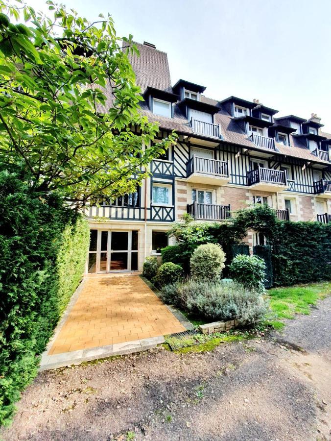 Le Bord De Plage Bénerville-sur-Mer Esterno foto